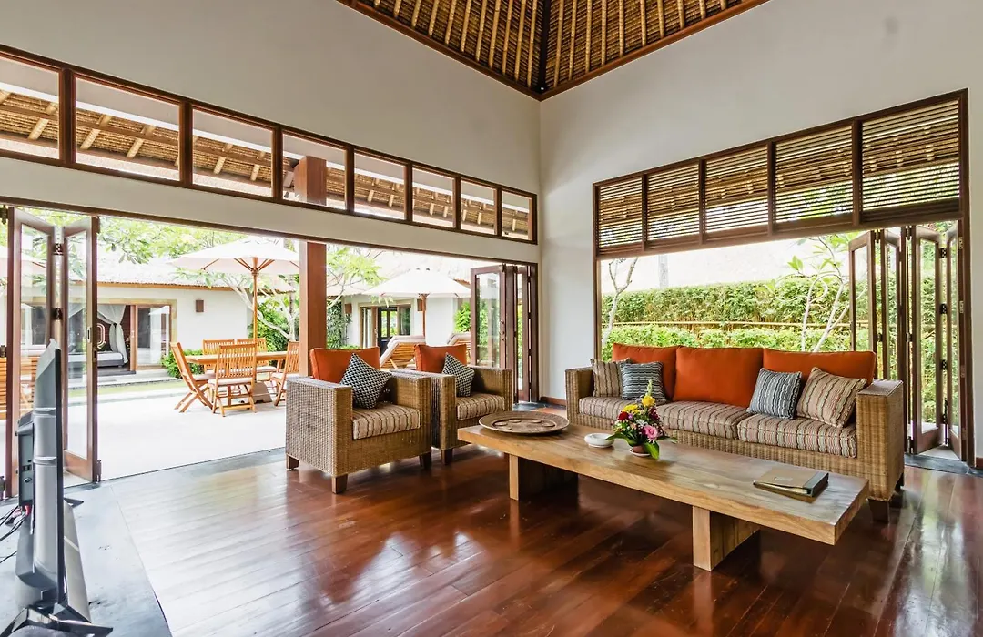 Villa Sasoon Beach 100M Full Services 250 Mbps-1
